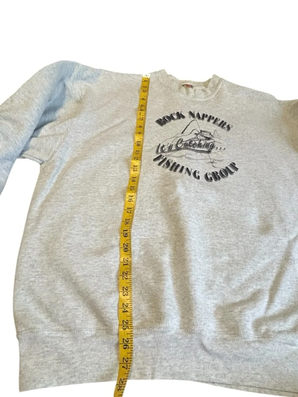 Vintage 90s Fishing Sweatshirt XL USA Fruit of the Loom Graphic - Picture 3 of 11